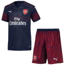 Футбольная форма ФК Арсенал Puma 18-19 гостевая Футбольная форма ФК Арсенал Puma 18-19 гостевая