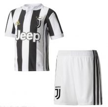 Форма детская ФК Ювентус Adidas 17-18 Форма детская ФК Ювентус Adidas 17-18