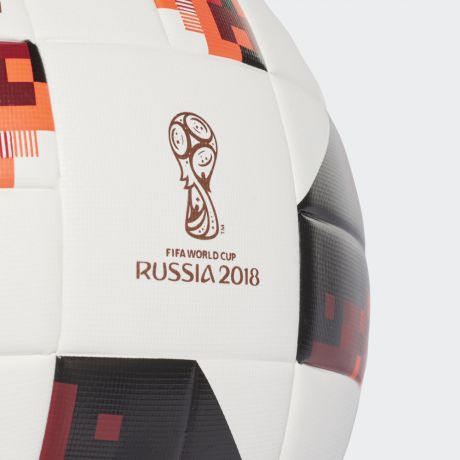 Мяч футбольный Adidas Мечта Telstar Russia 18 Top Replique