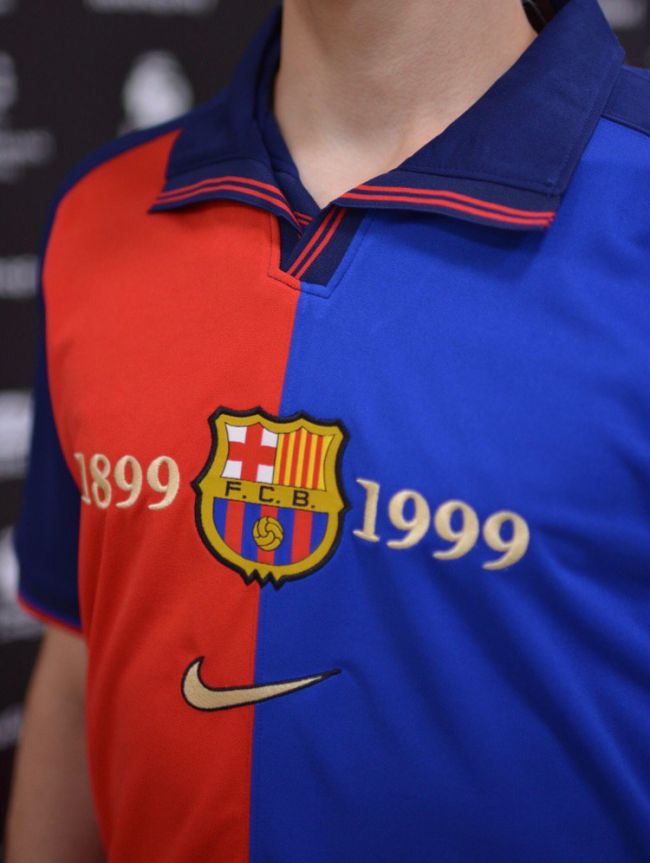 Ретро-форма ФК Барселона Nike (майка)