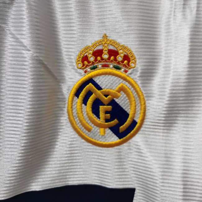 Ретро-форма ФК Реал Мадрид 1998 (майка)