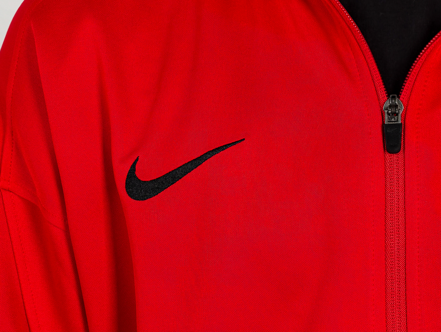 Олимпийка ФК Ливерпуль красная