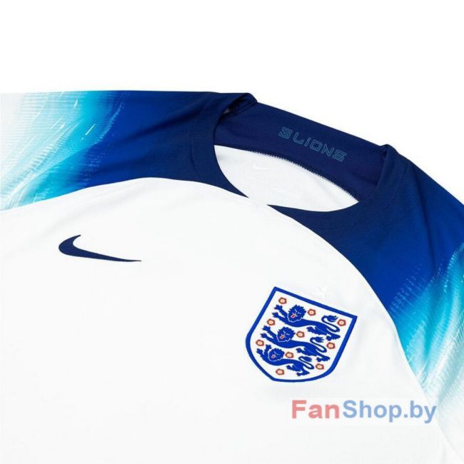 Домашняя футбольная форма сборной Англии 2022