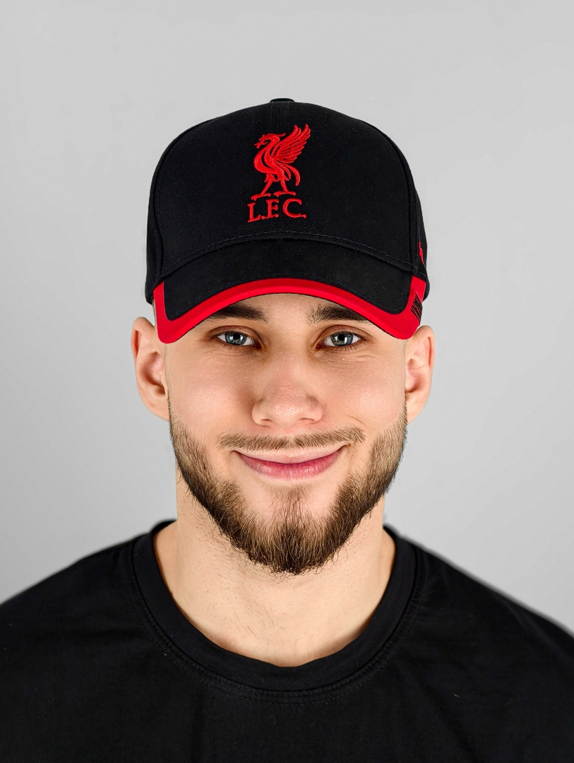 Бейсболка (кепка) ФК Ливерпуль черно-красная