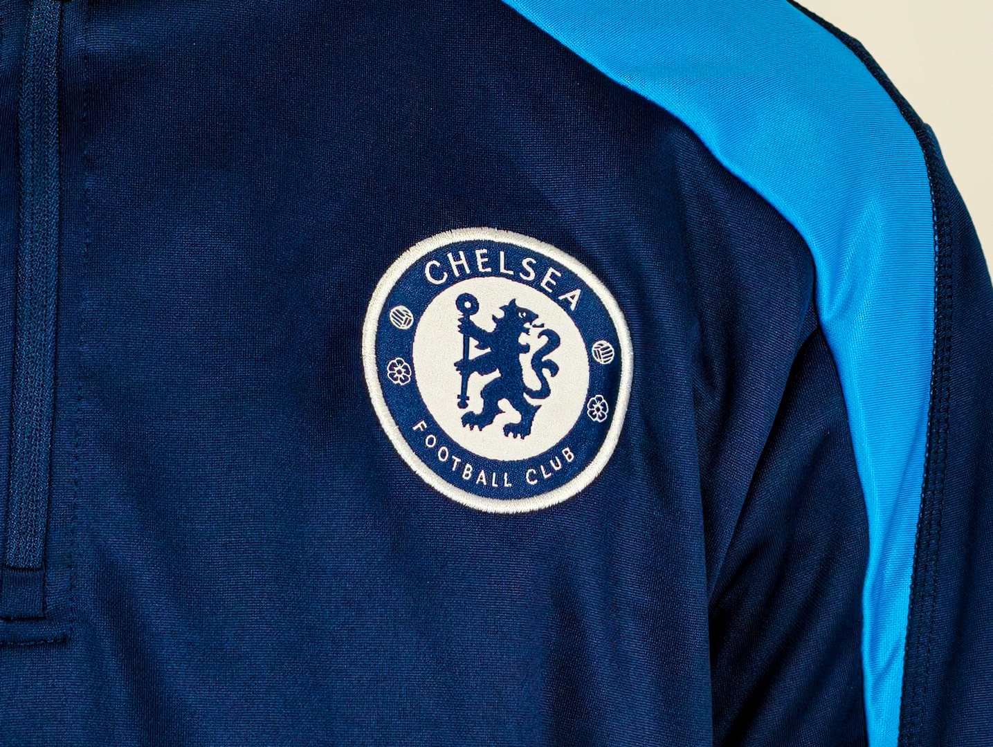 Костюм тренировочный Челси сезона 24-25