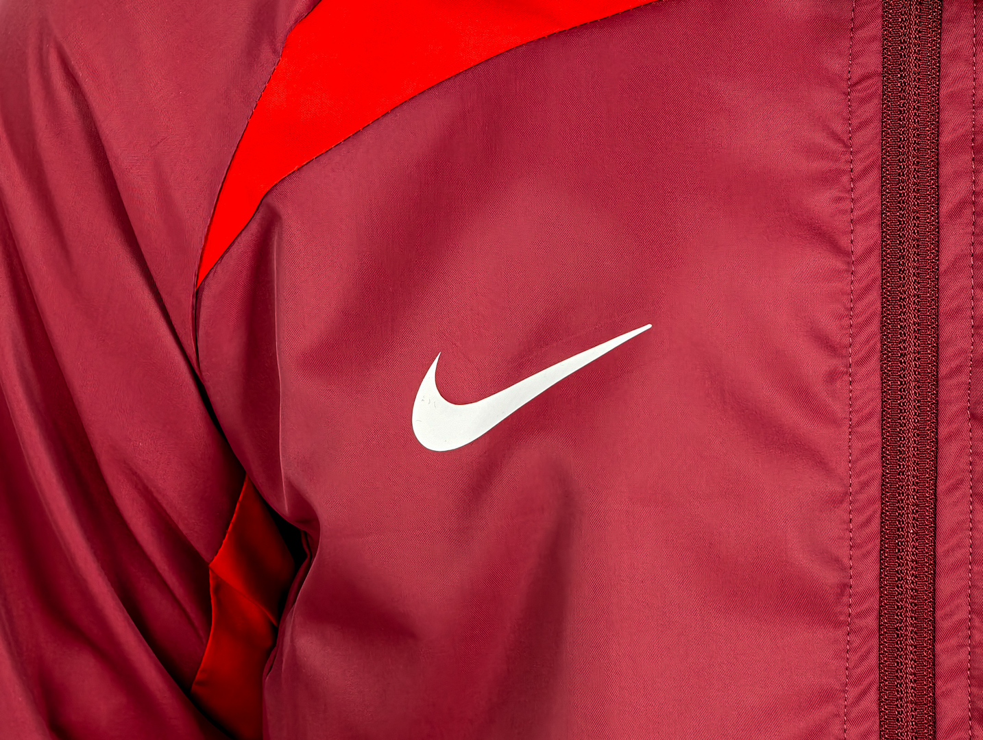 Ветровка ФК Ливерпуль Nike бордовая