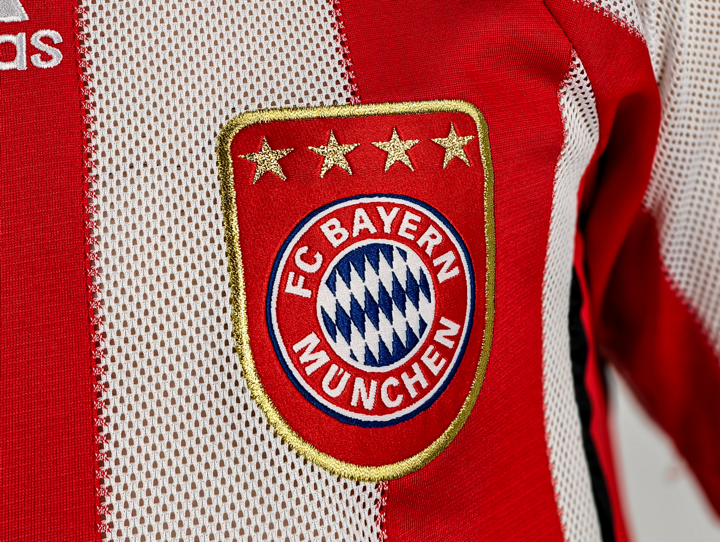 Ретро Бавария майка футбольная 2010-2011