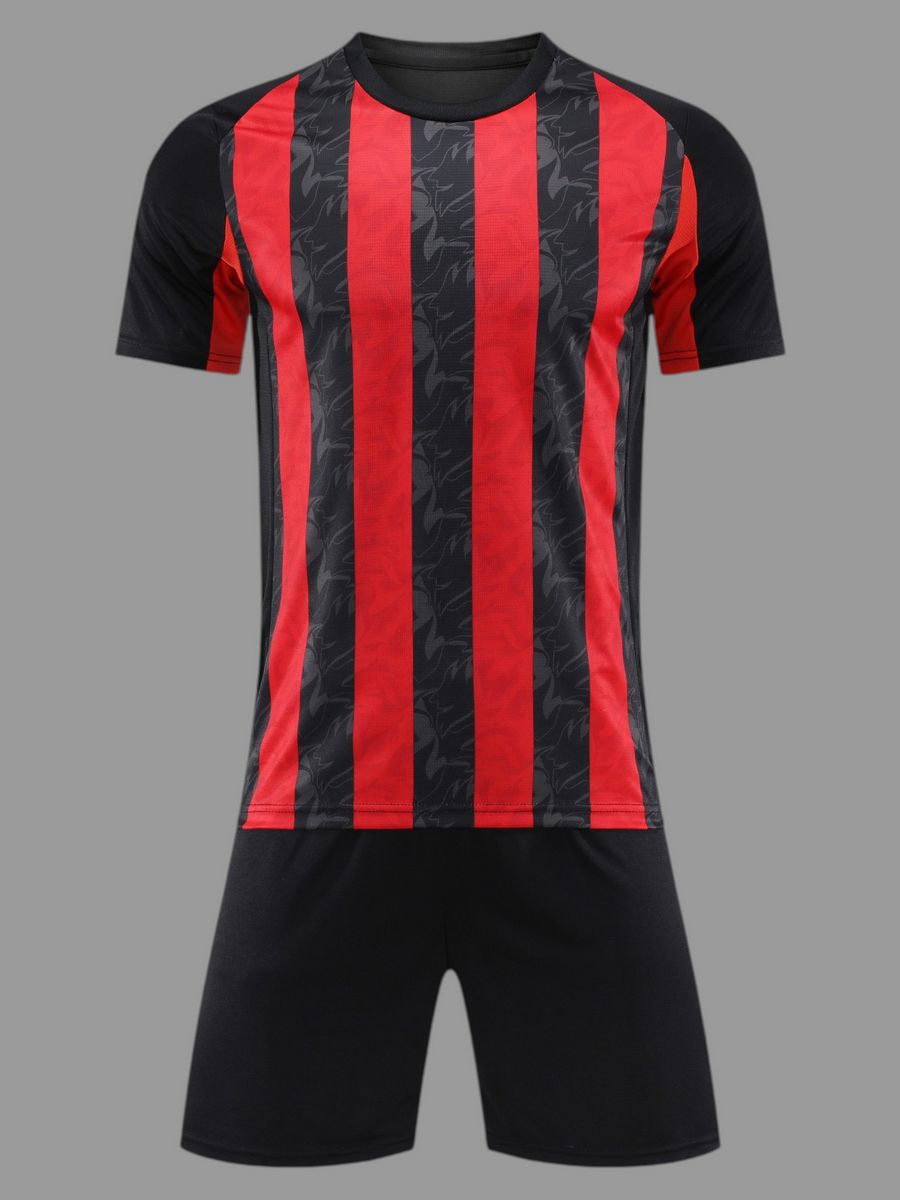 Футбольная форма для команды красно-черная в полоску