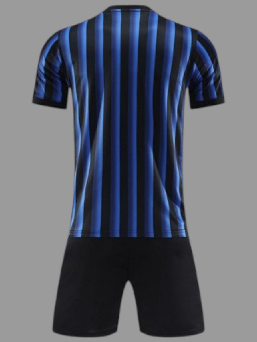 Футбольная форма для команды черно-синяя полоска