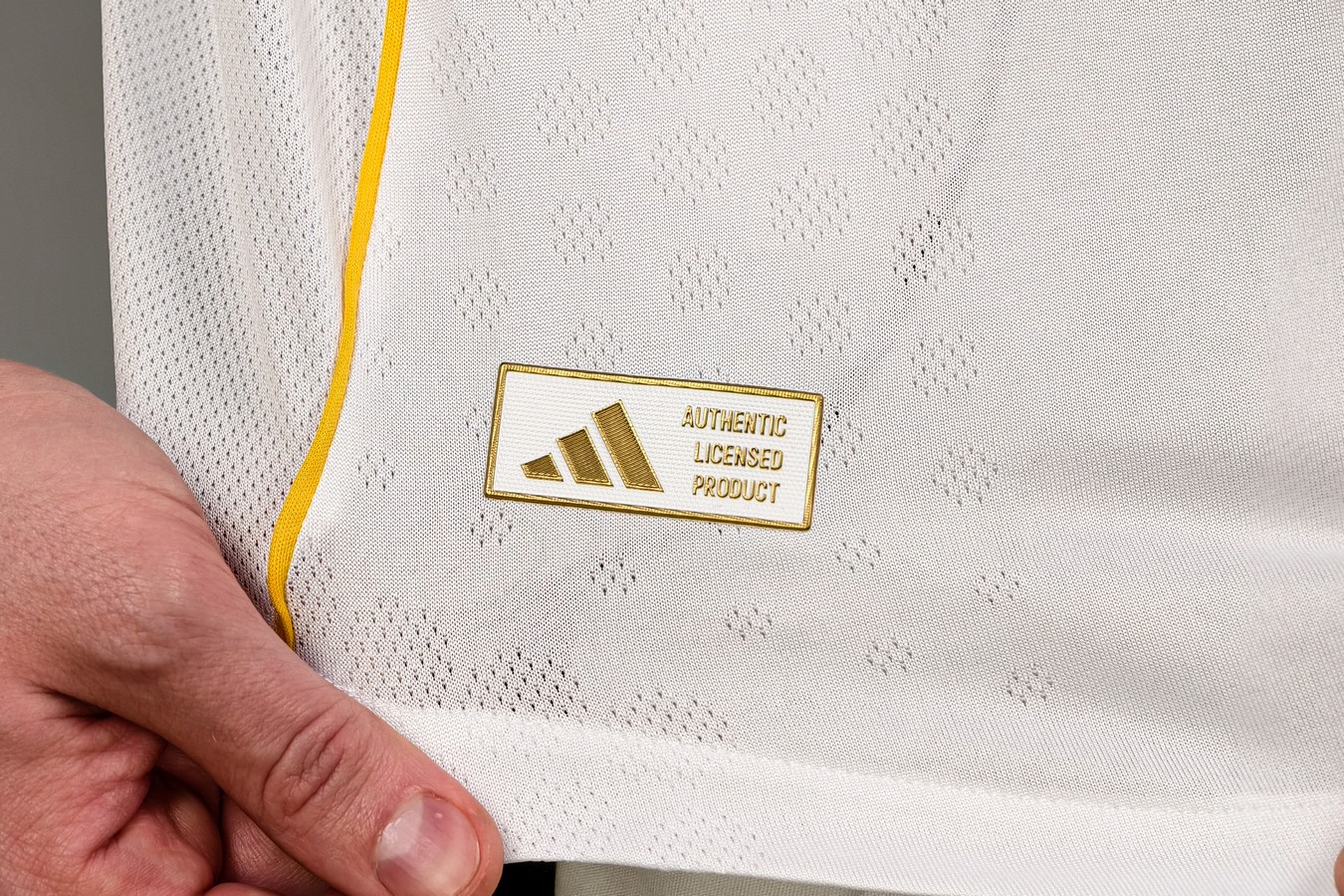 Authentic Реал Мадрид 25/26 майка футбольная домашняя