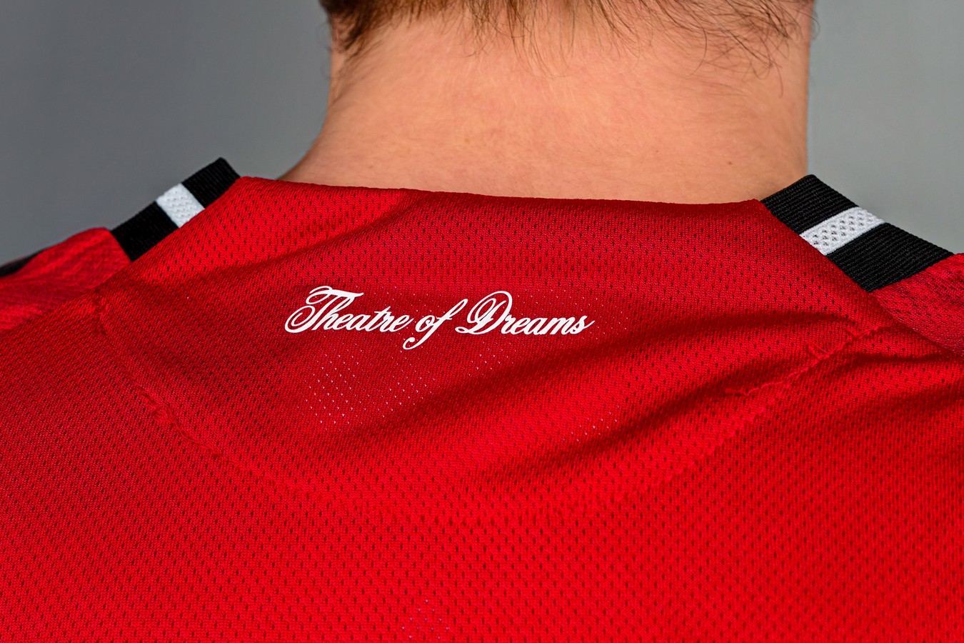 Authentic Манчестер Юнайтед 25/26 майка футбольная домашняя