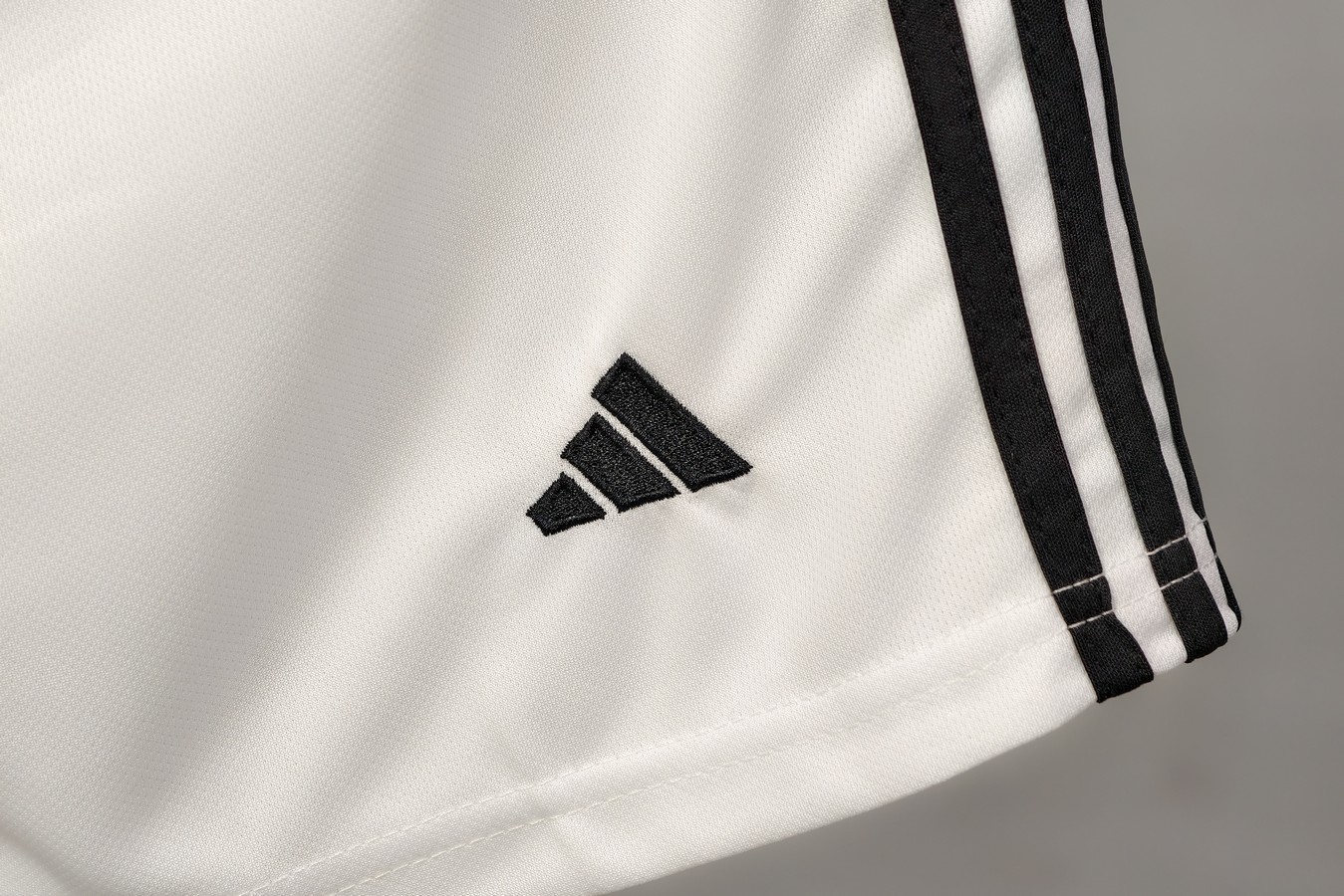 Basic детская Манчестер Юнайтед 25/26 футбольная форма домашняя