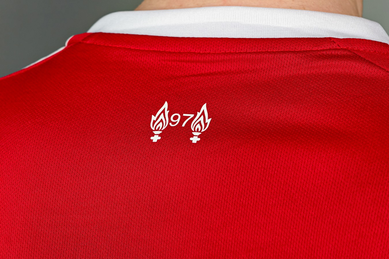 Econom Ливерпуль 25/26 форма футбольная домашняя