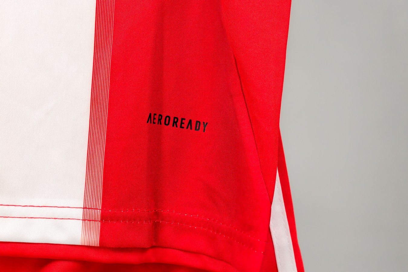 Basic детская Бавария 25/26 футбольная форма домашняя