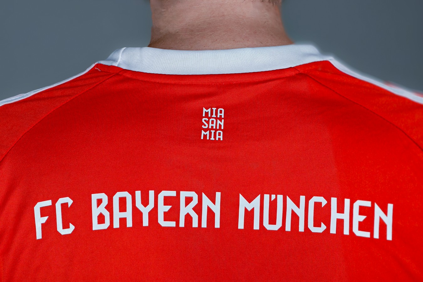 Basic Бавария 25/26 форма футбольная домашняя