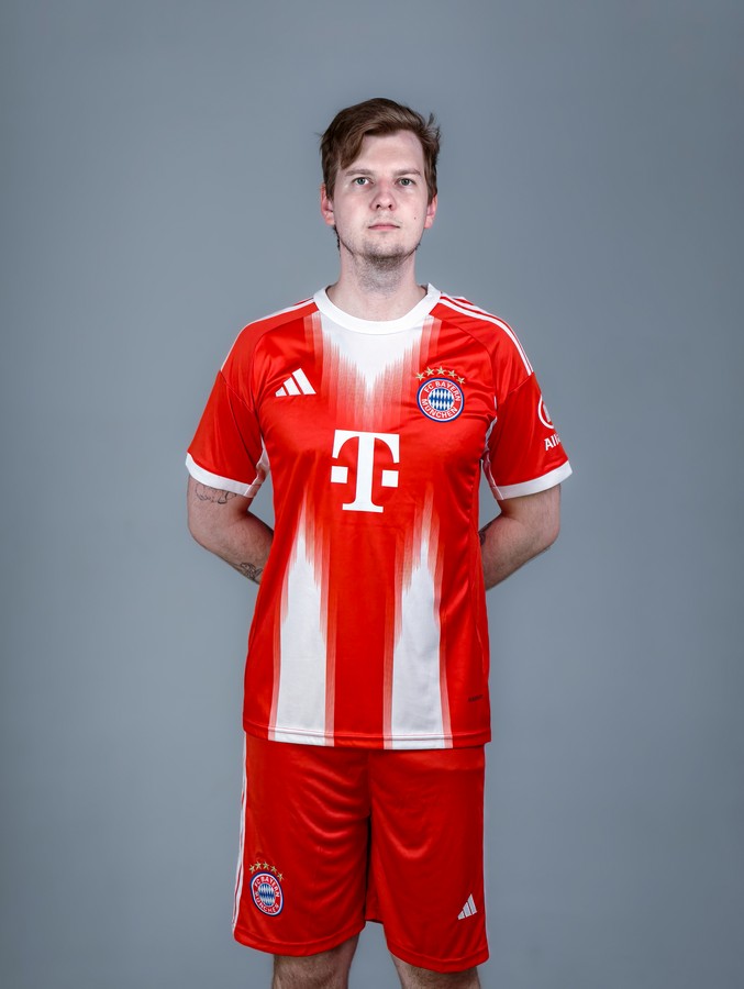 Basic Бавария 25/26 форма футбольная домашняя