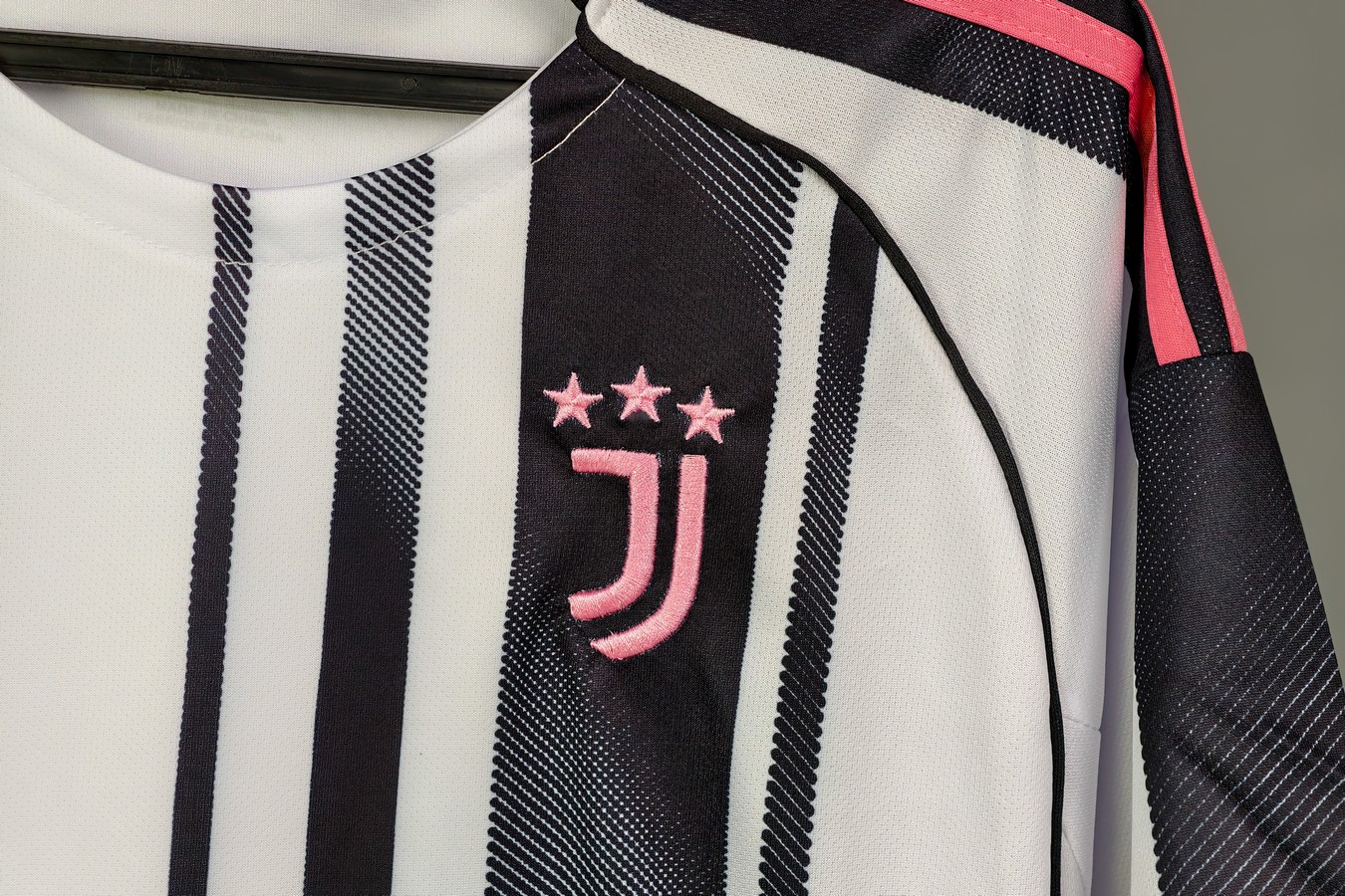 Econom детская Ювентус 25/26 футбольная форма домашняя