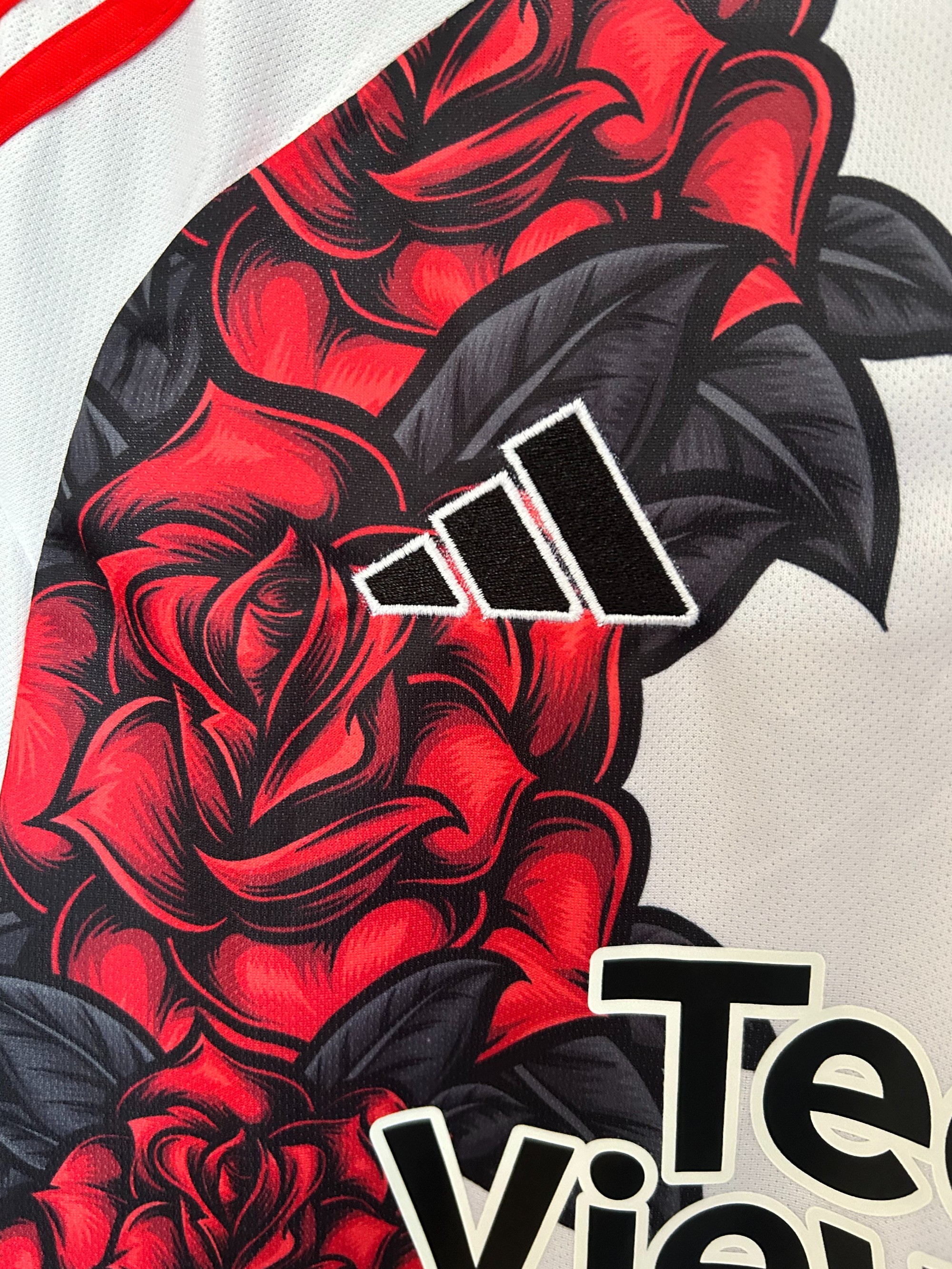 Фанатская Манчестер Юнайтед 25/26 майка футбольная с розами