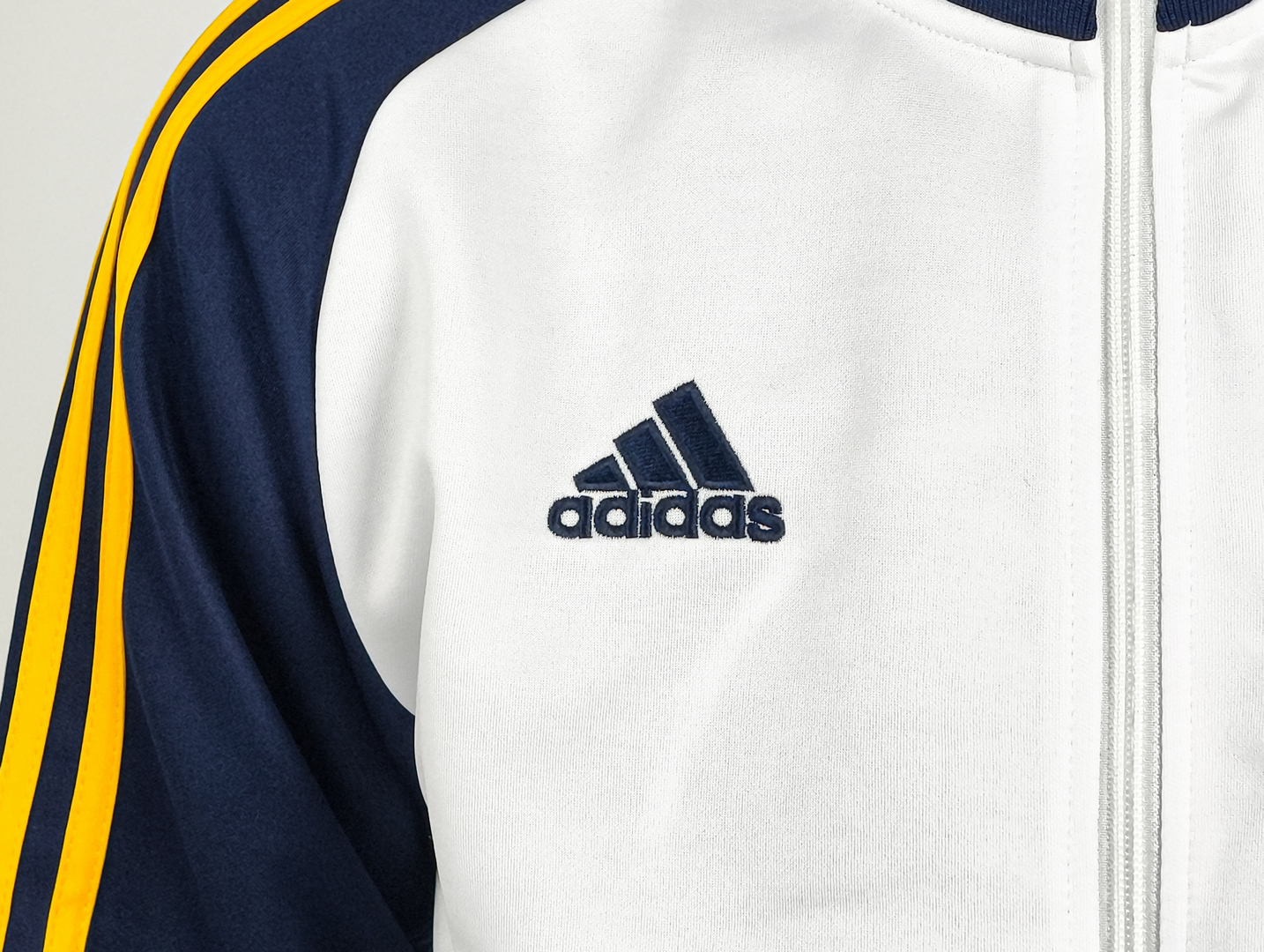 Олимпийка ФК Реал Мадрид бело-синяя