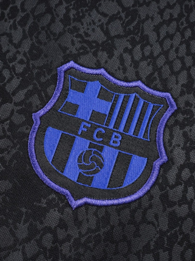 Олимпийка Барселона черно-фиолетовая