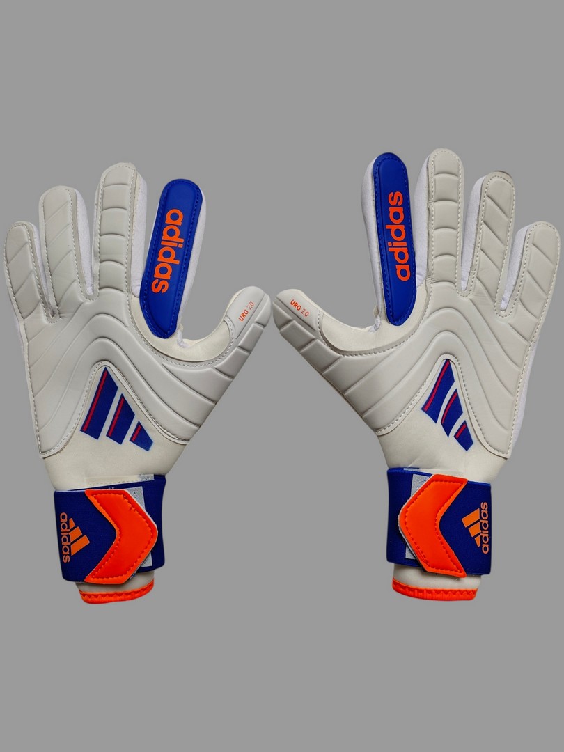 Перчатки вратарские Adidas Predator белые