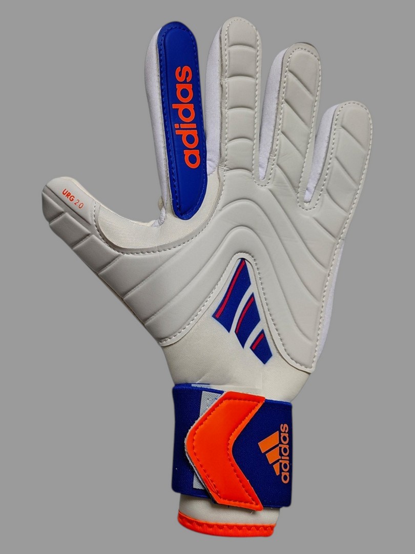 Перчатки вратарские Adidas Predator белые